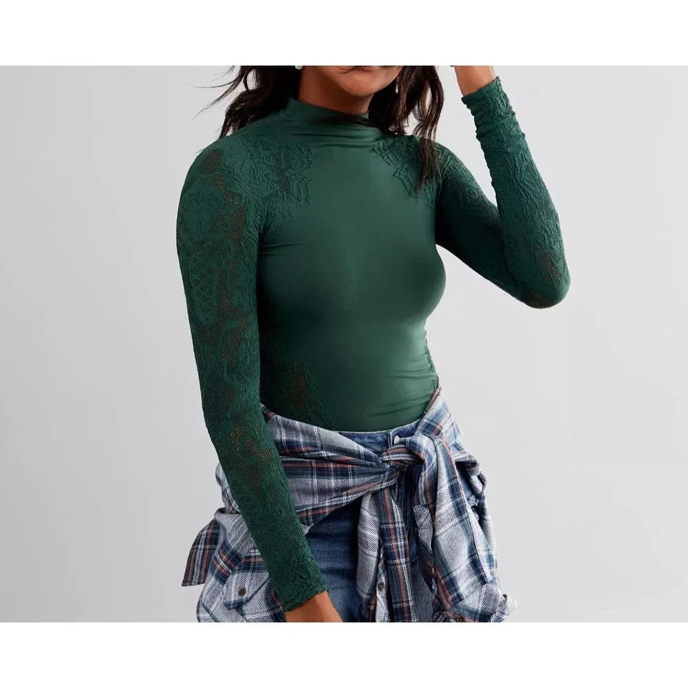 EUC Womens No Turning Back Top Intimantely Free People hunter green USA made M/L